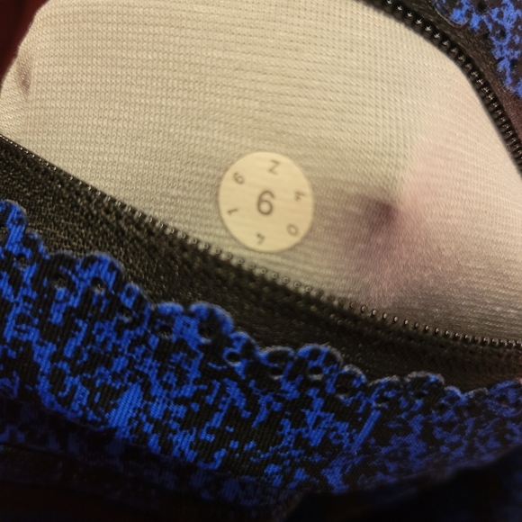 Lululemon leggings - Picture 3 of 3